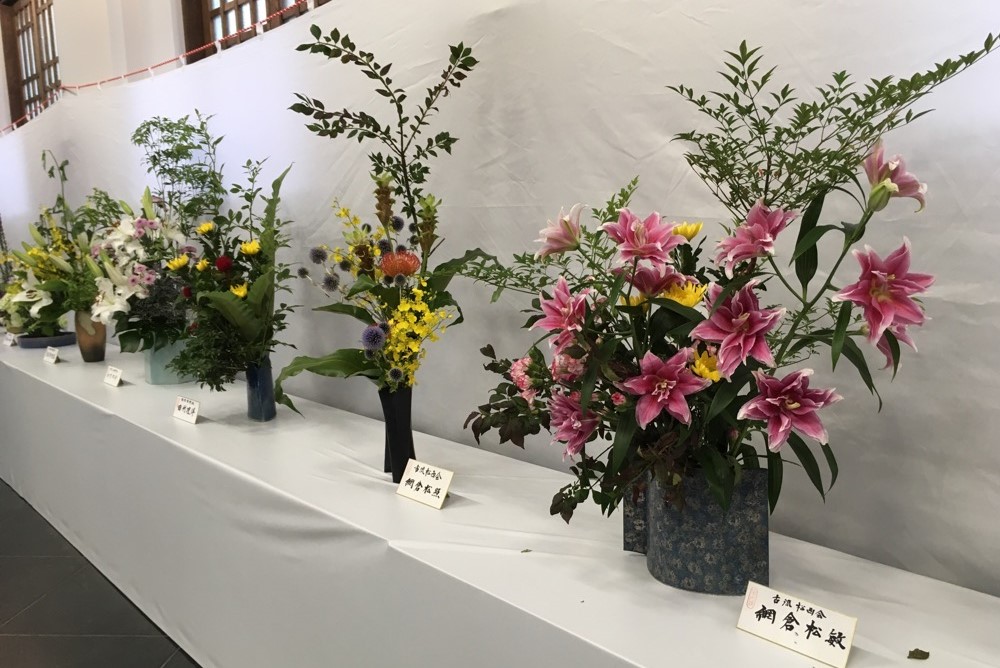 慰霊献花展の様子